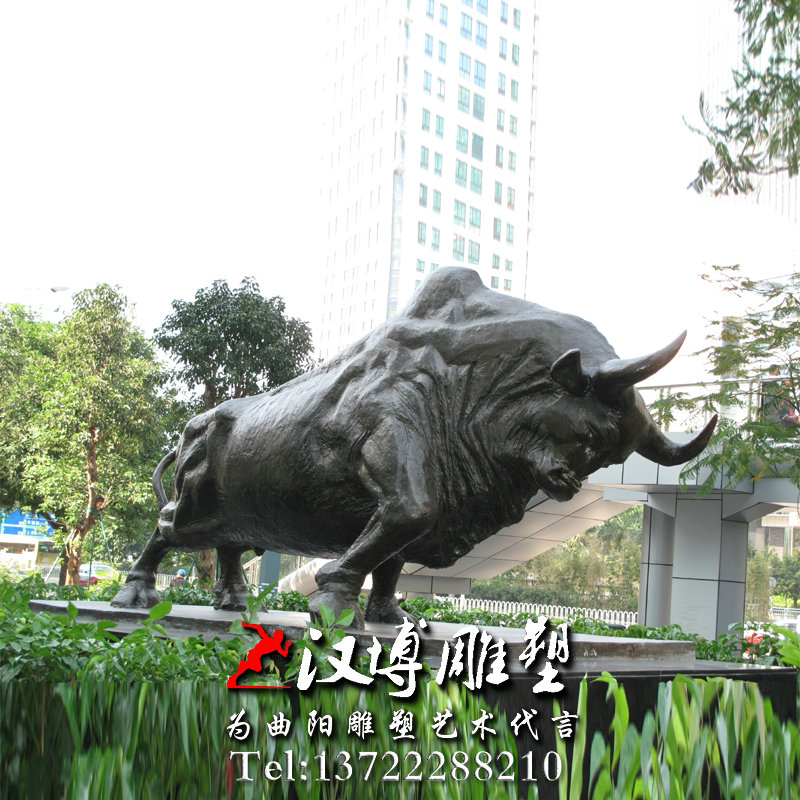 拓荒牛动物雕塑,玻璃钢铜雕,景观雕塑