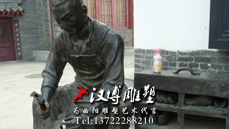 修鞋匠铜雕,人物雕像,商业街景观铜雕