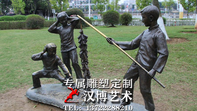 放鞭炮人物雕塑,园林景观雕像,艺术小品仿铜像