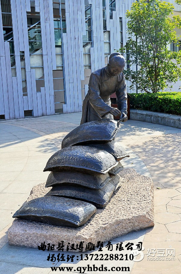 �������