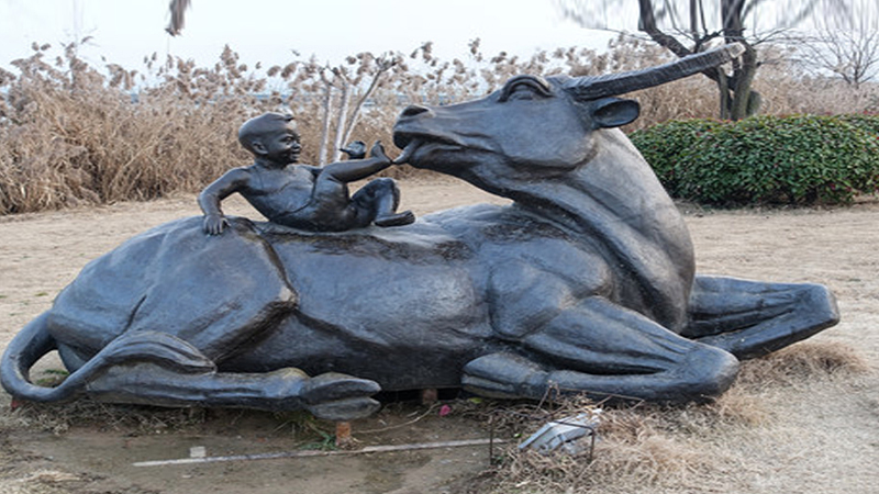 牧童放牛雕像,牛铜雕,园林景观雕塑